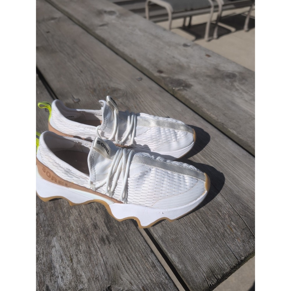 Sorel womens 7 Sea Salt Mesh Kinetic Impact Lace ll Sneaker Shoes Gum Soles EUC - Picture 6 of 8